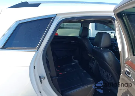 2013 Cadillac Srx Luxury Collection z USA, uszkodzony, nr VIN 3GYFNGE39DS594720